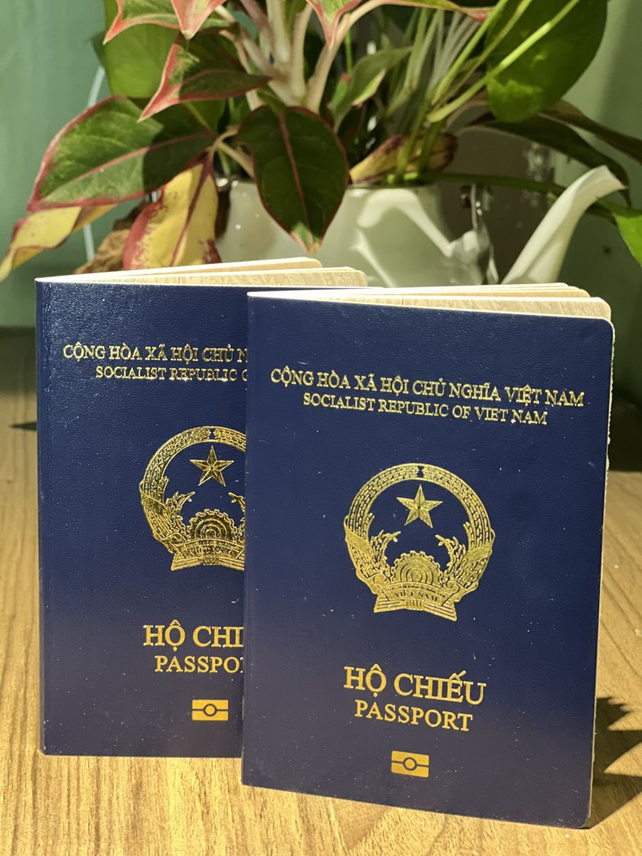 làm hộ chiếu online 